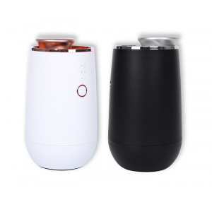 https://www.techni-contact.site/ressources/images/produits/merchandising/diffuseur-olfactif-desk-2-300-m-70-m-47774237-1.jpg - Puissance : 1,7 W - Capacité de diffusion : 70 m²
