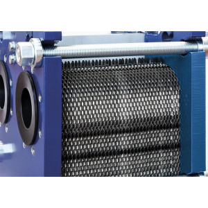 https://www.techni-contact.site/ressources/images/produits/merchandising/echangeur-de-chaleur-44252541-1.jpg - 3 types d'échangeurs à plaques : brasées, soudées et à joints :