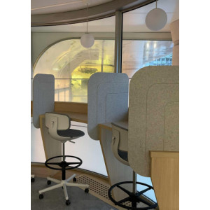 https://www.techni-contact.site/ressources/images/produits/merchandising/ecran-de-separation-acoustique-pour-bureau-format-60x80-cm-80x60-cm-65742913-1.jpg - Format 60x80 cm / 80x60 cm