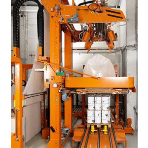 https://www.techni-contact.site/ressources/images/produits/merchandising/emballage-palettes-avec-film-retractable-42753446-1.jpg - Houssage de palettes automatique - cadence : sup. à 200 palettes/h