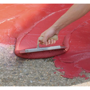 Peinture de sol coloré - Un produit de ragréage coloré qui transforme les bétons et bitumes endommagés et usés en une surface anti-poussière