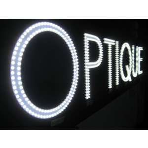 Enseigne lumineuse LED - LED piquées - spots - RVB