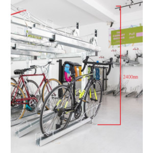 https://www.techni-contact.site/ressources/images/produits/merchandising/ensemble-de-50-portes-a-velos-a-2-niveaux-hauteur-2400mm-85259623-1.jpg - Un emplacement pour plusieurs vélos dans les zones peuplés