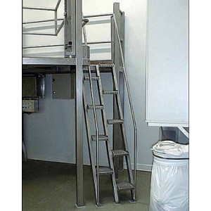 Escalier ergonomique en inox - Confort d'usage