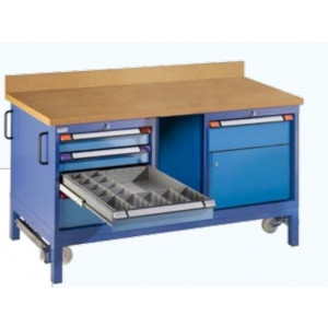https://www.techni-contact.site/ressources/images/produits/merchandising/etabli-professionnel-mobile-18553223-1.jpg - Dimensions (L x P) : 1500 x 700 mm