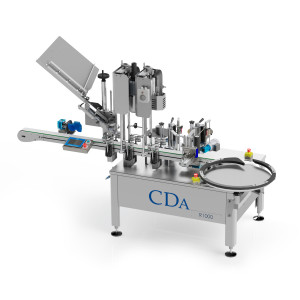 https://www.techni-contact.site/ressources/images/produits/merchandising/etiqueteuse-automatique-lineaire-r1000-coiffes-55914819-1.jpg - Machine d'étiquetage automatique pour bouteilles