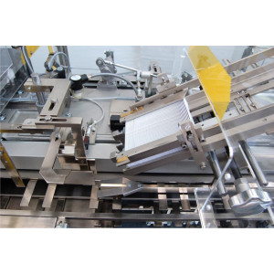 https://www.techni-contact.site/ressources/images/produits/merchandising/etuyeuse-horizontale-ou-verticale-61411521-1.jpg - Vitesse de production: jusqu'à 18.000 étuis/heure