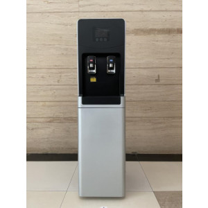 https://www.techni-contact.site/ressources/images/produits/merchandising/fontaine-a-eau-atmospherique-67443215-1.jpg - Capacité : jusqu’à 25 litres/jour
