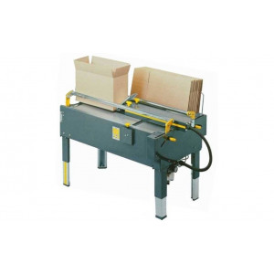 https://www.techni-contact.site/ressources/images/produits/merchandising/formeuse-de-boites-semi-automatique-43173173-1.jpg - Rabats inférieurs et supérieurs pliés