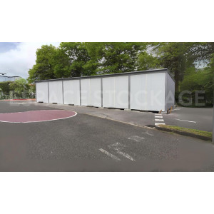 https://www.techni-contact.site/ressources/images/produits/merchandising/garage-en-metal-double-porte-21411464-1.jpg - Garage mono-pente ou bi-pente