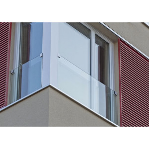 https://www.techni-contact.site/ressources/images/produits/merchandising/garde-corps-en-verre-pour-fenetre-31595785-1.jpg - Hauteur du panneau : Sur mesure