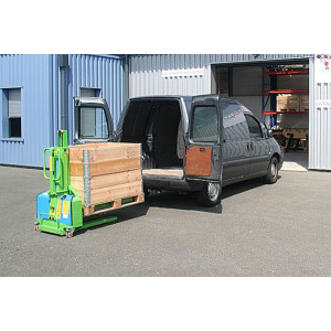 Gerbeur de levage auto embarqué - Capacité de levage : 600 kg