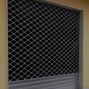 Grilles métalliques acier - Lames de 115mm-95 mm de hauteur et 19-21 mm d’épaisseur