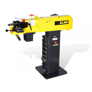 https://www.techni-contact.site/ressources/images/produits/merchandising/grugeuse-tube-a-bande-17221639-1.jpg - Capacité de grugeage : Ø 20 à 76 mm