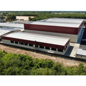 https://www.techni-contact.site/ressources/images/produits/merchandising/halls-prefabriques-41364421-1.jpg - Longueur extensible par modules de 5 à 7 m