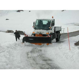 Lame biaise autoroute - Largeur déneigée : 3.00 m - 4.00 m