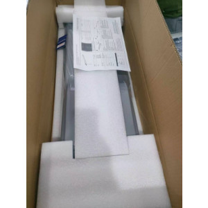 https://www.techni-contact.site/ressources/images/produits/merchandising/lampadaire-public-solaire-a-led-10-w-a-50-w-200-lm-w-22112327-1.jpg - Puissance : 10 W à 50 W - Efficacité : 200 lm/W