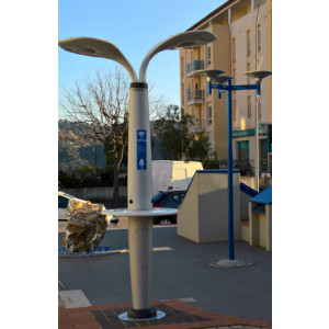 Lampadaire urbain intelligent - Connexion Internet haut débit