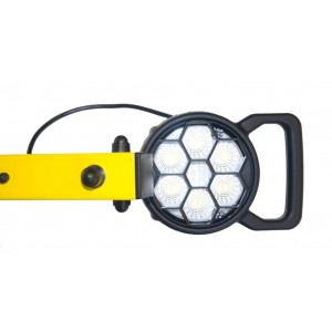 https://www.techni-contact.site/ressources/images/produits/merchandising/lampe-de-quai-led-29-w-flux-lumineux-1500-lm-temperature-de-couleur-de-5700-a-7000-k-27453532-1.jpg - Puissance : 29 W - Flux lumineux : 1500 lm
