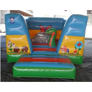 Location aire de jeux gonflable - Dimension : 4m x 3m x 2,5m (h)