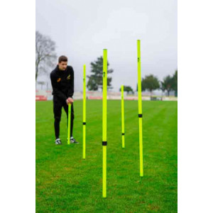 https://www.techni-contact.site/ressources/images/produits/merchandising/lot-de-5-piquets-de-slalom-telescopiques-74332647-1.jpg - Adaptable en hauteur : 91 à 172 cm – PVC – 3 Couleurs