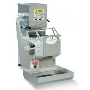 Machine à pâtes professionnelle 4 Kg - Prod. 20kg/h - cuve de pétrissage 4kg