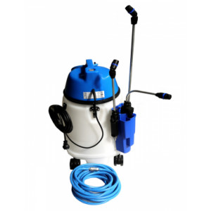 https://www.techni-contact.site/ressources/images/produits/merchandising/machine-de-nettoyage-climatisation-simplifiee-26723222-1.jpg - Pompe : 5 à 7 bars 220 V