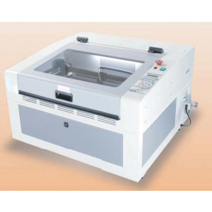 Machine gravure laser - Format 610 x 420 mm