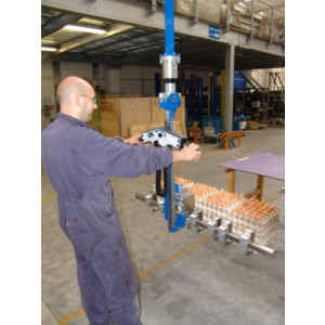 https://www.techni-contact.site/ressources/images/produits/merchandising/manipulateur-de-plats-d-ceufs-94941262-1.jpg - Cycle de travail en moyenne 18 secondes par cycle