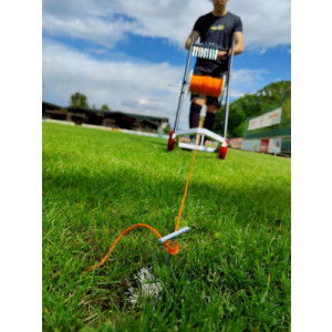 https://www.techni-contact.site/ressources/images/produits/merchandising/materiel-de-tracage-terrain-29392941-1.jpg - Cordeau de traçage et peinture de traçage de terrain