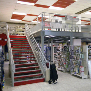 Mezzanine magasin - Avec plancher aggloméré, caillebotis ou bacs acier