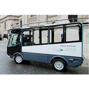 https://www.techni-contact.site/ressources/images/produits/merchandising/minibus-navette-electrique-8-personnes-avec-porte-bagages-72697237-1.jpg - Écologique avec zéro émission