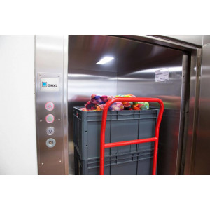 https://www.techni-contact.site/ressources/images/produits/merchandising/monte-charge-pour-commerce-14441521-1.jpg - Une maintenance régulière de monte-charges