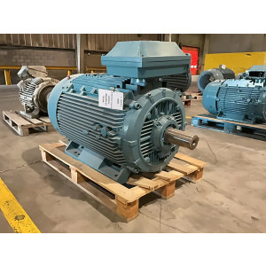 https://www.techni-contact.site/ressources/images/produits/merchandising/moteur-electrique-reconditionne-pour-installation-industrielle-puissance-de-11-kw-a-200-kw-28233547-1.jpg - Puissance : de 11 kW à 200 kW