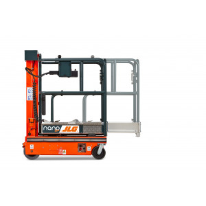 https://www.techni-contact.site/ressources/images/produits/merchandising/nacelle-automotrice-a-mat-vertical-4-50m-17958432-1.jpg - Hauteur de travail (m) : 4,50m