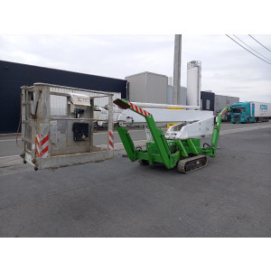 https://www.techni-contact.site/ressources/images/produits/merchandising/nacelle-elevatrice-araignee-d-occasion-77234141-1.jpg - Hauteur de travail : 25 m