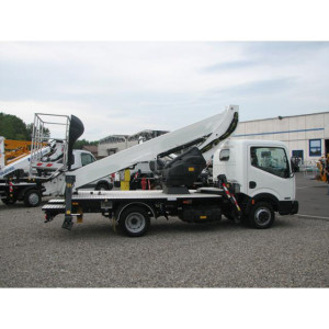 Nacelle sur camion oil - Hauteur de travail : 20 m - Charge maximale : 200 Kg
