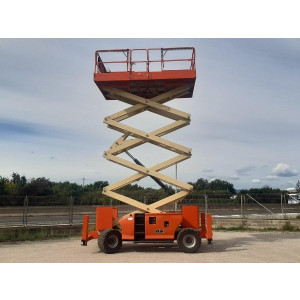https://www.techni-contact.site/ressources/images/produits/merchandising/nacelles-elevatrices-ciseaux-18843817-1.jpg - Hauteur de travail : 7.75 à 14 m