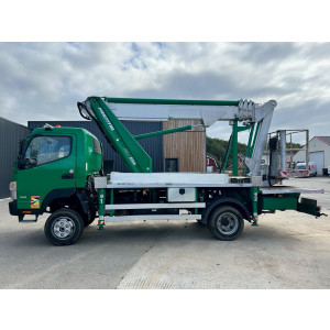 https://www.techni-contact.site/ressources/images/produits/merchandising/nacelles-elevatrices-sur-porteur-27625397-1.jpg - Hauteur de travail : 22.60 m