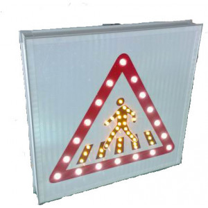 Panneaux d'indication type C - Dimensions (mm) : De 350 x 350 à 1050 x 1050