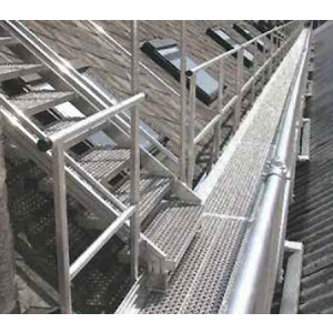 Passerelle toiture en aluminium - Sur mesure