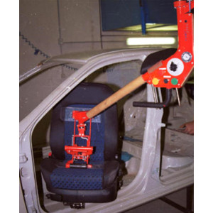 https://www.techni-contact.site/ressources/images/produits/merchandising/pince-pour-siege-auto-16117434-1.jpg - Capacité jusqu'à 60 kg