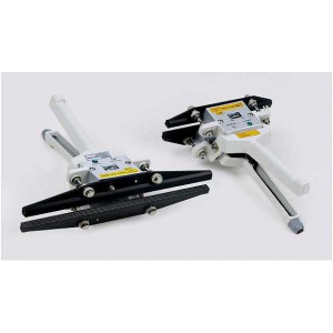 https://www.techni-contact.site/ressources/images/produits/merchandising/pinces-a-souder-thermiques-longueur-de-soudure-de-300-et-400-mm-77814231-1.jpg - Modèles (CI 30 - CI 40) : 300 - 400 mm (L) x 12 mm (l).