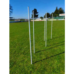 https://www.techni-contact.site/ressources/images/produits/merchandising/piquet-de-slalom-blanc-21169233-1.jpg - Hauteur : 172 cm – PVC – Blanc