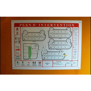 Plan d'évacuation - Matière : PVC blanc - aluminium