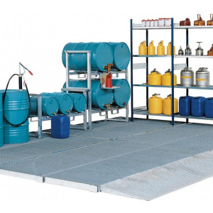 https://www.techni-contact.site/ressources/images/produits/merchandising/plate-forme-de-retention-en-acier-94477426-1.jpg - Acier galvanisé - Hauteur : 78 ou 123 mm - Capacité : 20 à 225 L - avec caillebotis galvanisé
