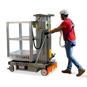 https://www.techni-contact.site/ressources/images/produits/merchandising/plateforme-a-traction-manuelle-hauteur-6m-ou-7-5m-charge-200-kg-53536756-1.jpg - Hauteur : 6m ou 7,5m - Charge : 200 kg