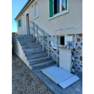 Plateforme élévatrice - Pour escalier droit, intérieur ou extérieur