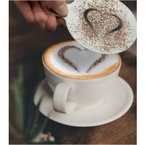 Pochoir café en inox -  2 conceptions (visage et cœur )- Dimensions : 10 x 12,4 x 0,1 cm