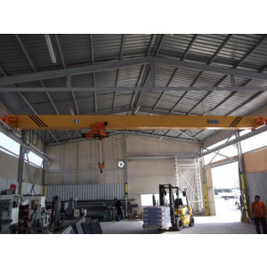 https://www.techni-contact.site/ressources/images/produits/merchandising/pont-roulant-mono-poutre-et-bipoutre-29255634-1.jpg - Capacité de levage : jusqu'à 300T